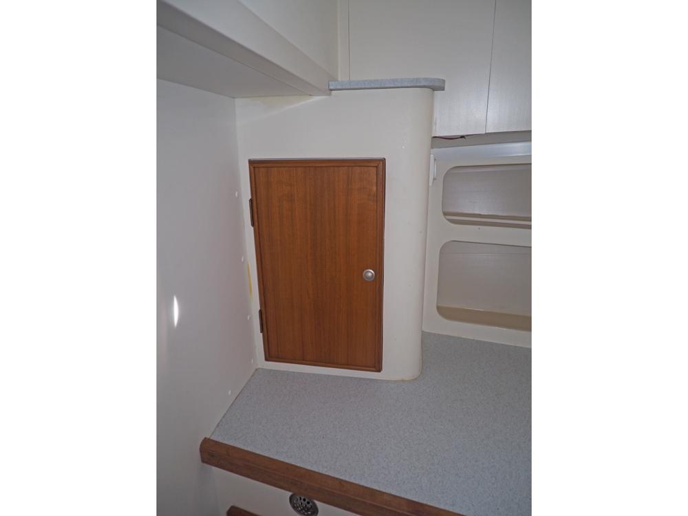 Fore ship, Accommodation